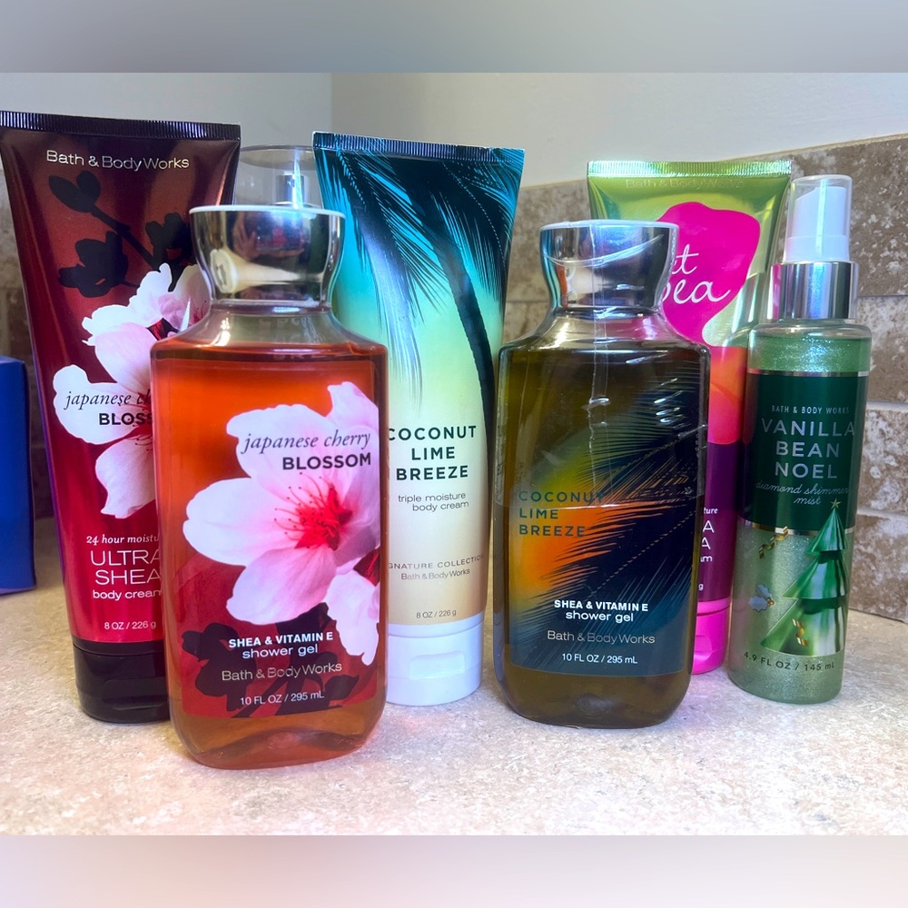 Lot of NEW Bath & Body Works Body Products